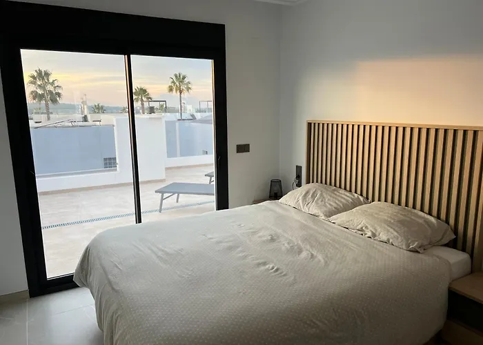 Beautiful Villa In Benijofar With Private Pool And Pet Friendly